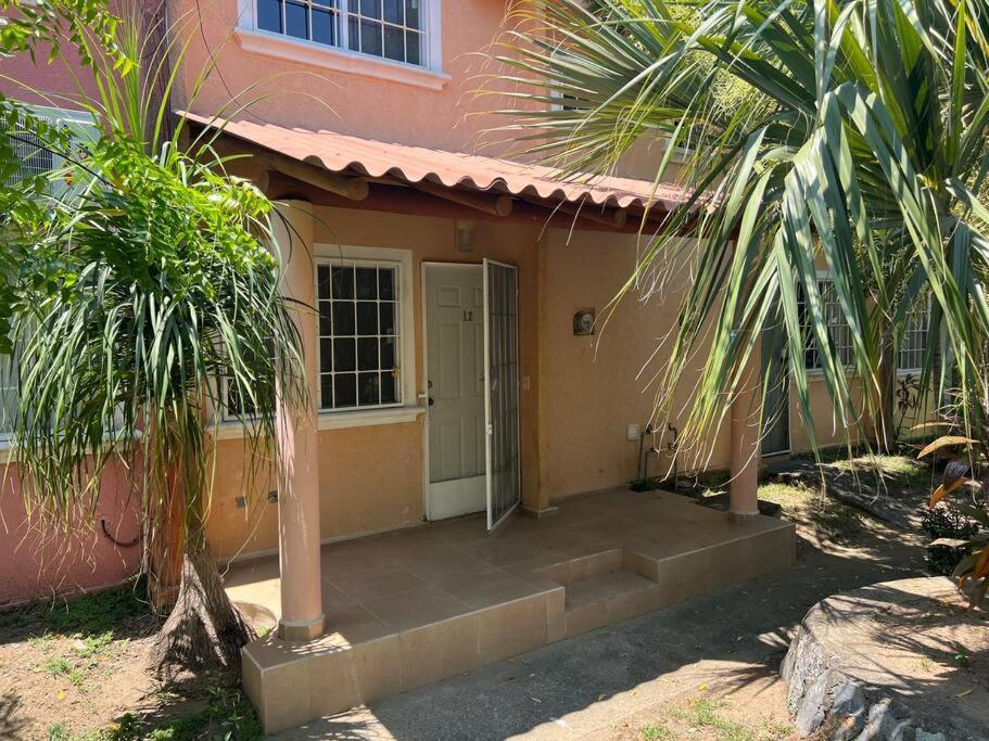 Casa Con Alberca A 8 Min De Playa Daire Ixtapa  Dış mekan fotoğraf